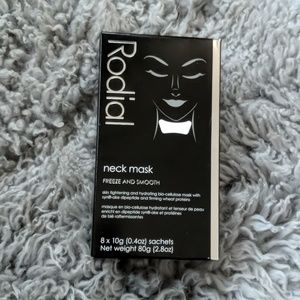 Rodial neck mask freeze and smooth